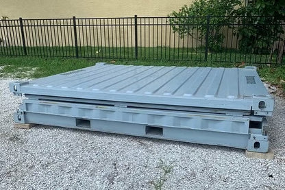 10ft shipping containers / Compact outdoor storage solution