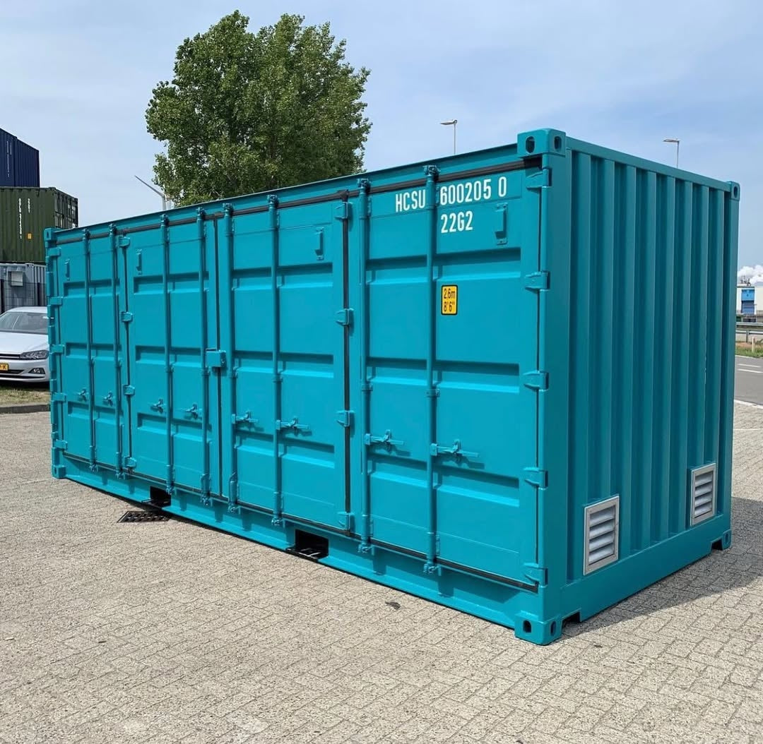 20ft Shipping Container / Durable Steel Storage